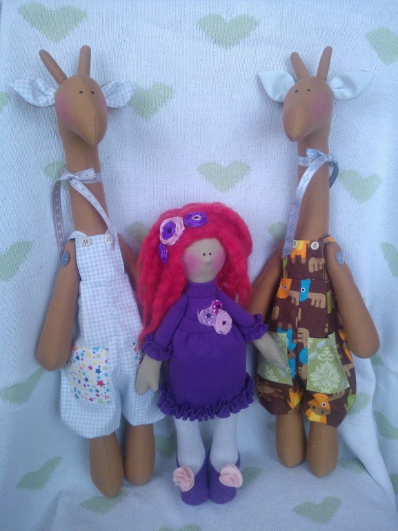 Рыжуля Молли 33см в окружении друзей