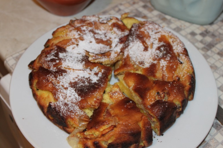 Как мы готовили шарлотку