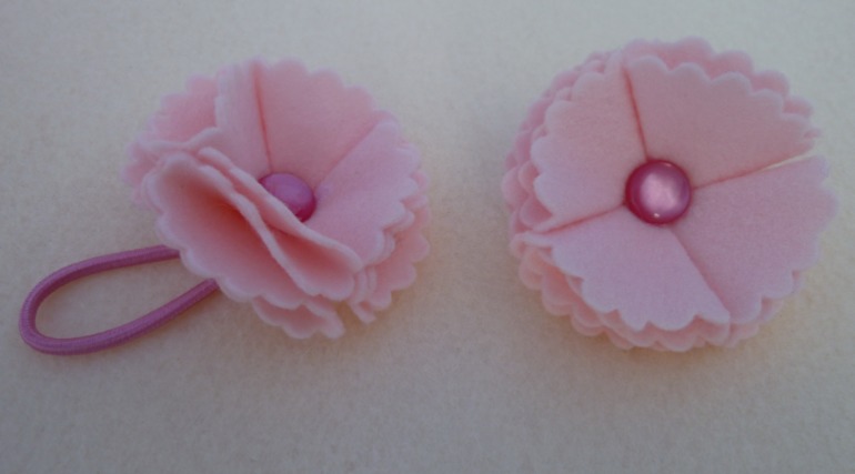 Заколочки для волос из фетра.