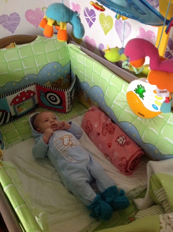 А нам 2 месяца!Мы тут самые малыши получаемся))