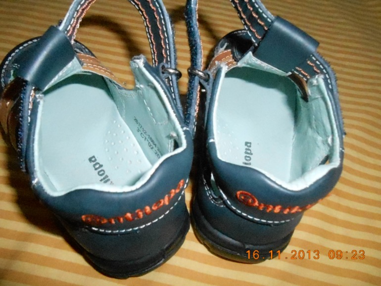 сандалии д\м 24 р. состояние новых 700р.