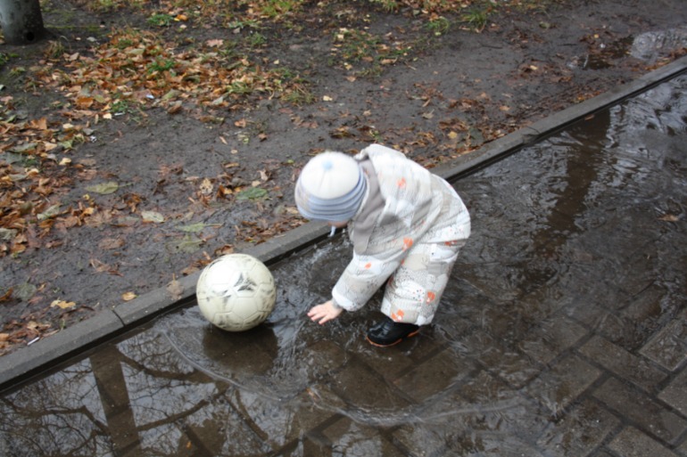 А ещё,мы сегодня плавали...