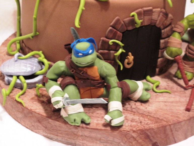 Черепашки Ниндзя. Битва с растением-пришельцем