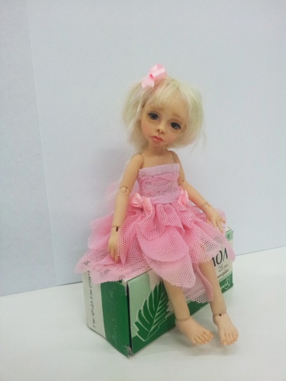 Опять новая девочка))