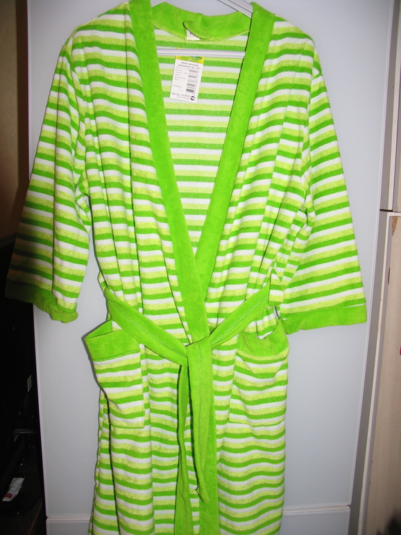 Новый женский халат из тоненького велюра, Иваново,600р.