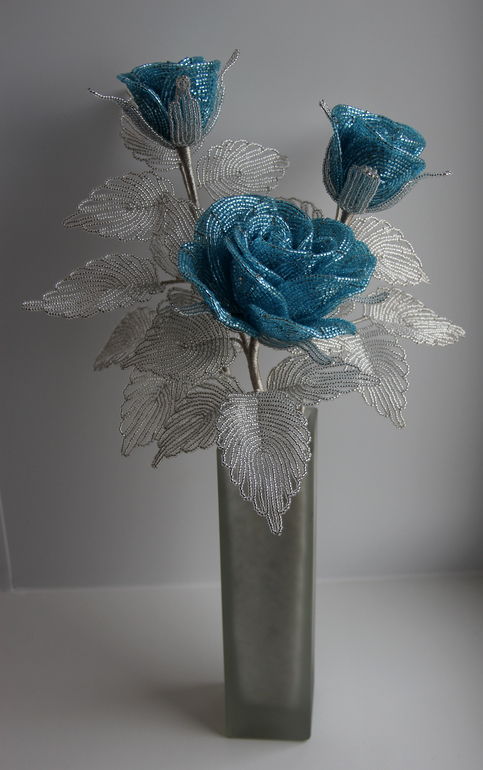 Композиция из бисера