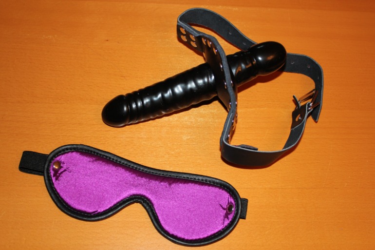 Ко мне тут игрушенция приехала))