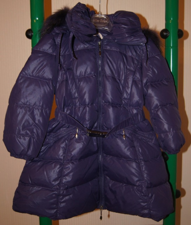 пальто Manudieci, 4 г.(маломерит), 7.000 р., слитник Poivre Blanc, 3 г., 3.500 р.;Москва