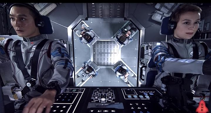 За Белоснежку и охотник + кадры