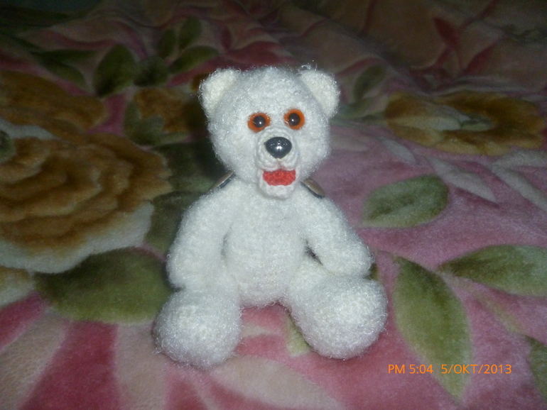 белый мишка