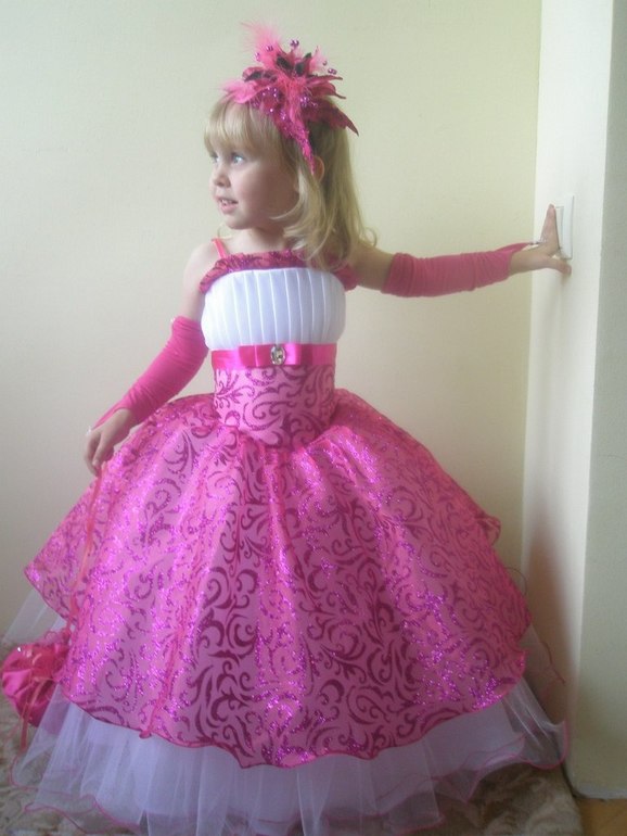 Праздничные платья для принцесс в наличии!