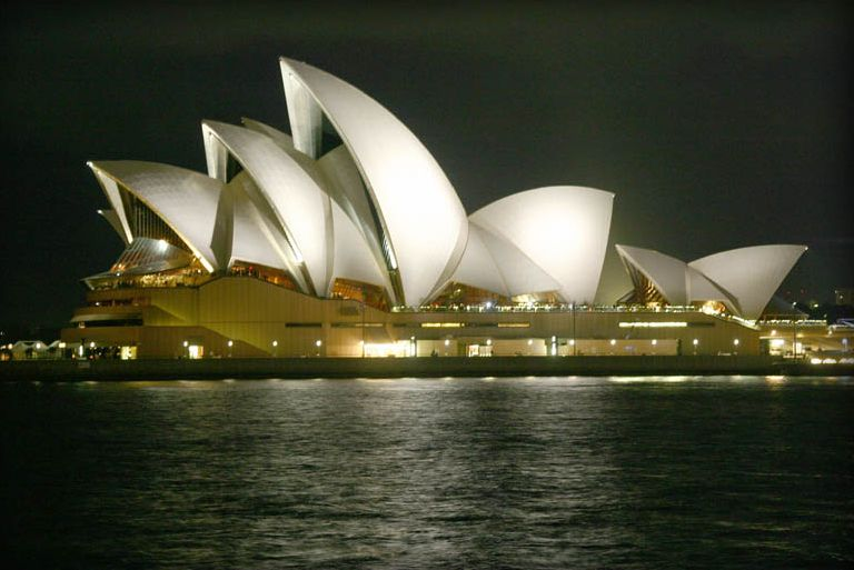 Нужна обложка на загранпаспорт.