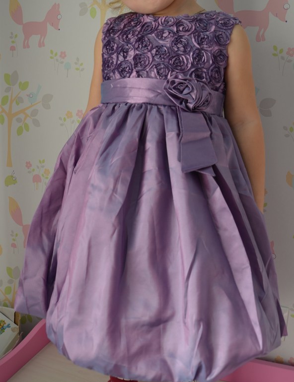 Готовимся к новому году!!!!!!!  Платья для наших принцесс в наличии!!!!!!!!!