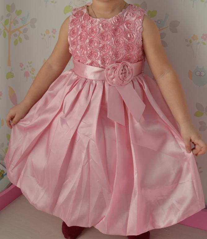 Готовимся к новому году!!!!!!!  Платья для наших принцесс в наличии!!!!!!!!!