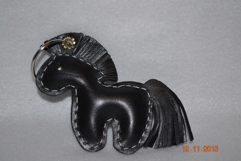 И только лошади летают вдохновенно!