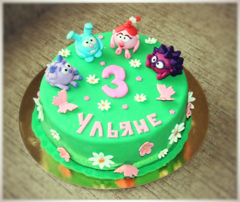 Последние тортики: ВинниПух, Смешарики, Собачки