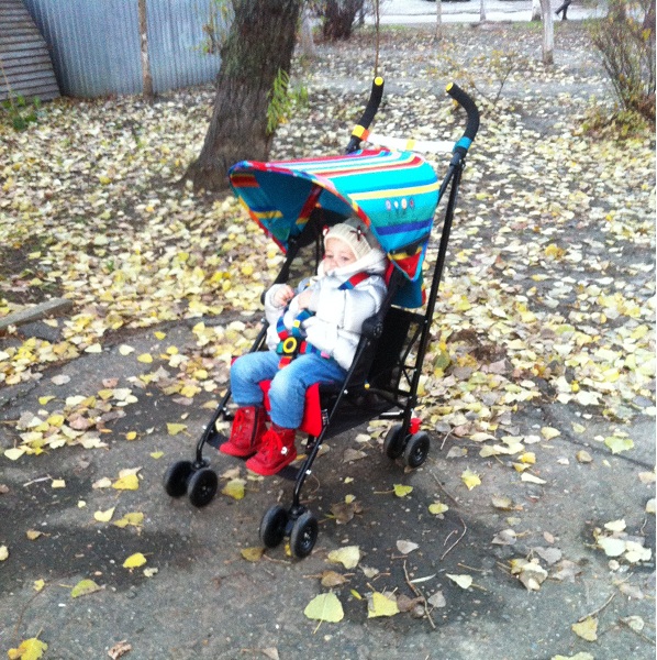 Maclaren Volo Candy Bar 2013 VS 2011