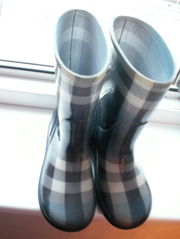Сапоги Burberry размер 31-32