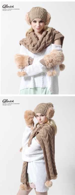 Комплект шапочка+шарфик+варежки с меховушками
