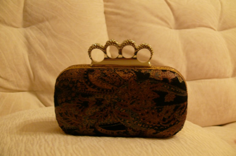 Дизайнерский клатч