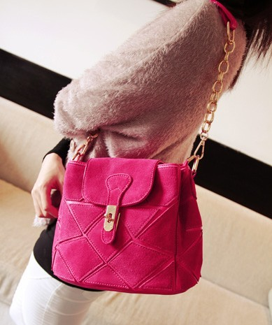 Клатчи и просто маленькие сумочки через плечо!