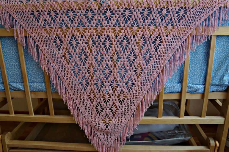 теперь и у меня есть шаль собственного изготовления))