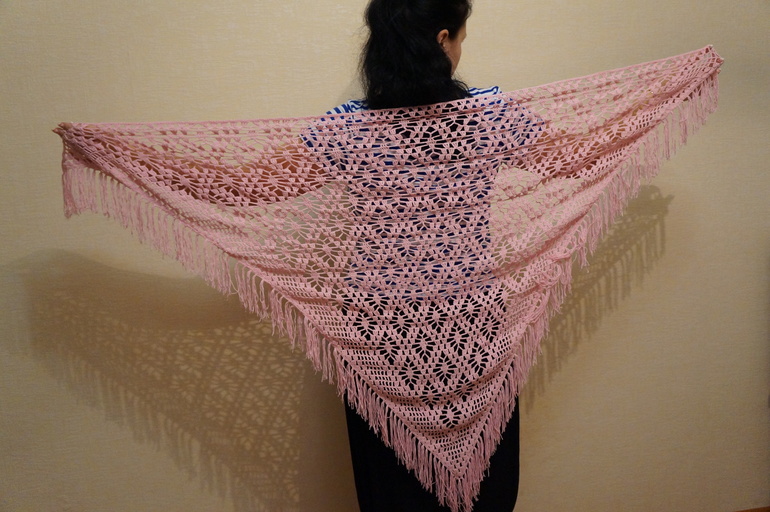 теперь и у меня есть шаль собственного изготовления))