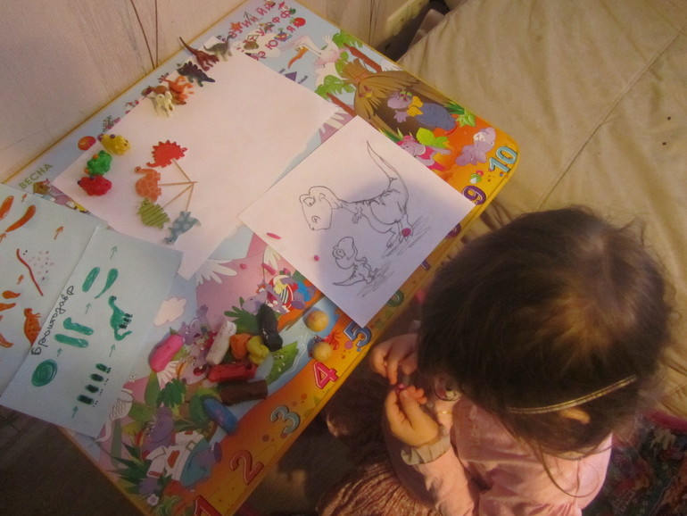 Динозавры от Двух Ладошек.