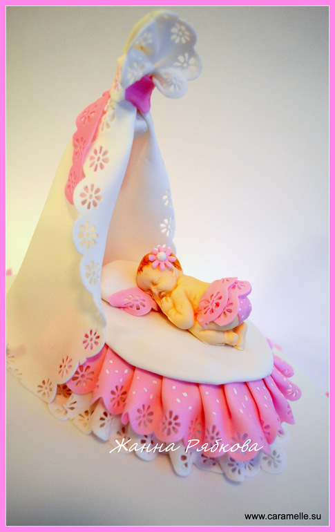 Девочке на годик)))