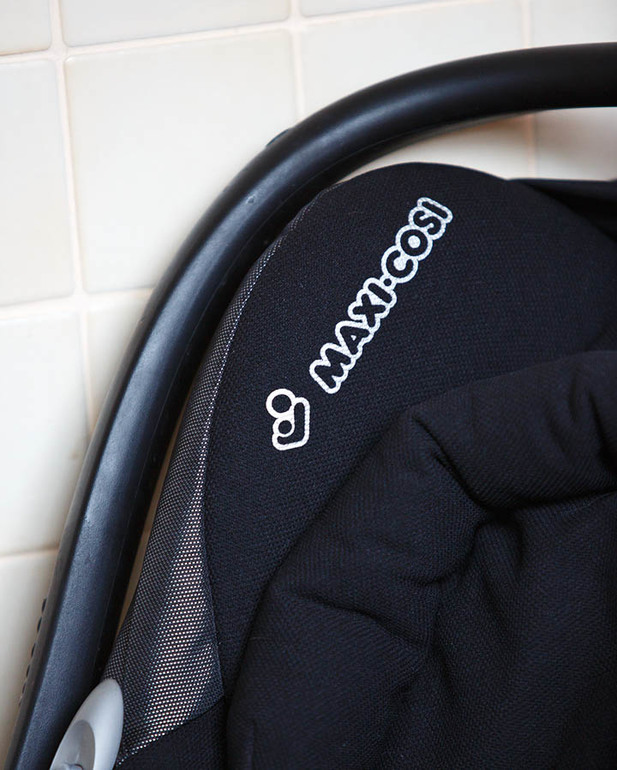 Maxi Cosi Cabriofix + база FamilyFix
