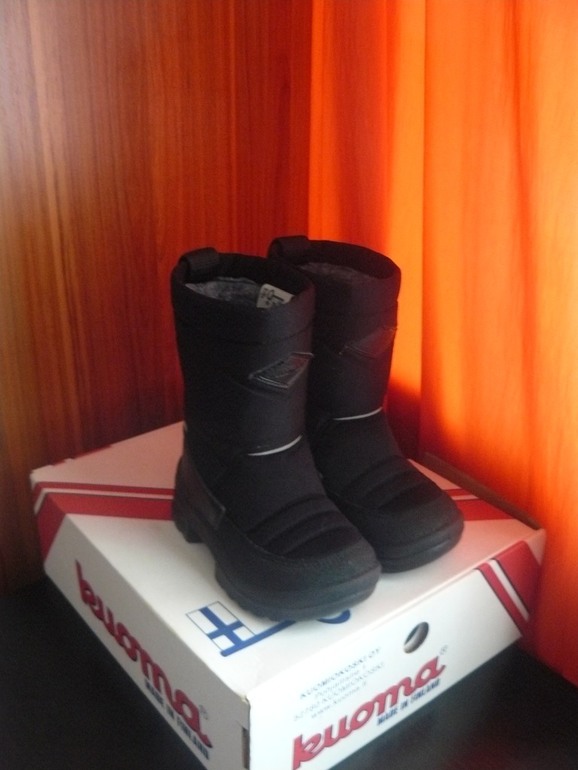 Kuoma р.25 Цена 1300!!! почта за мой счет!!!!