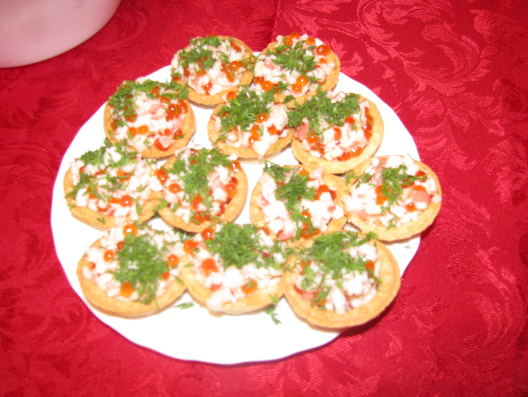 Закуска с красной икрой