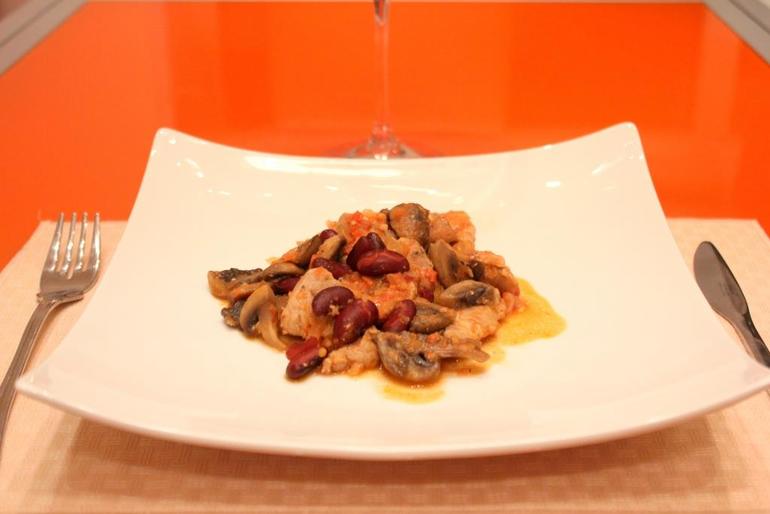 Свинина с шампиньонами