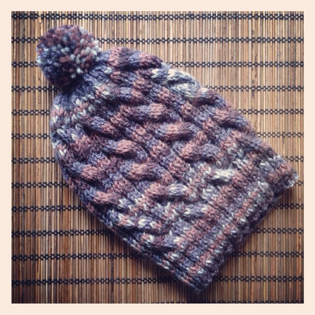 Кашемир альпака мерино ..нежнейшие шапочки навязались)