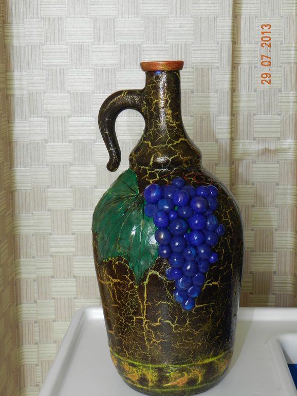 Виноградная бутыль