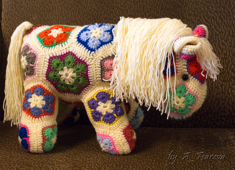 Я маленькая лошадка )))