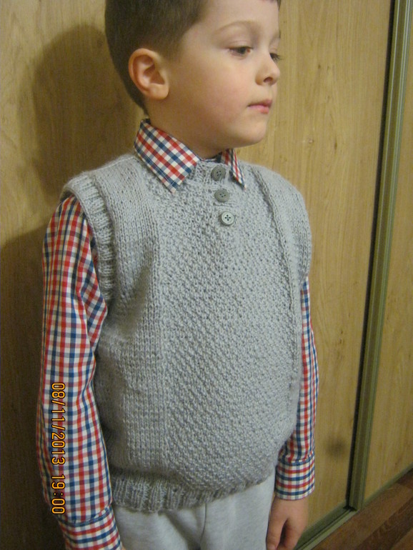 Классическая безрукавка