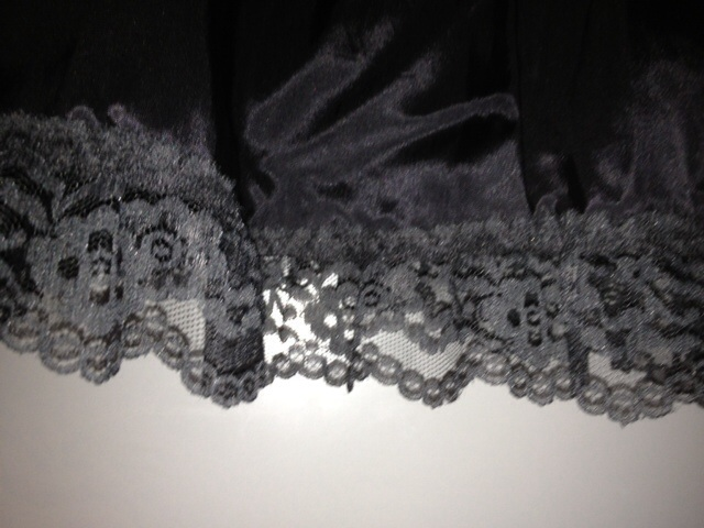 Распродаю дородовый гардероб. Юбки, куртки, платья, джинсы.