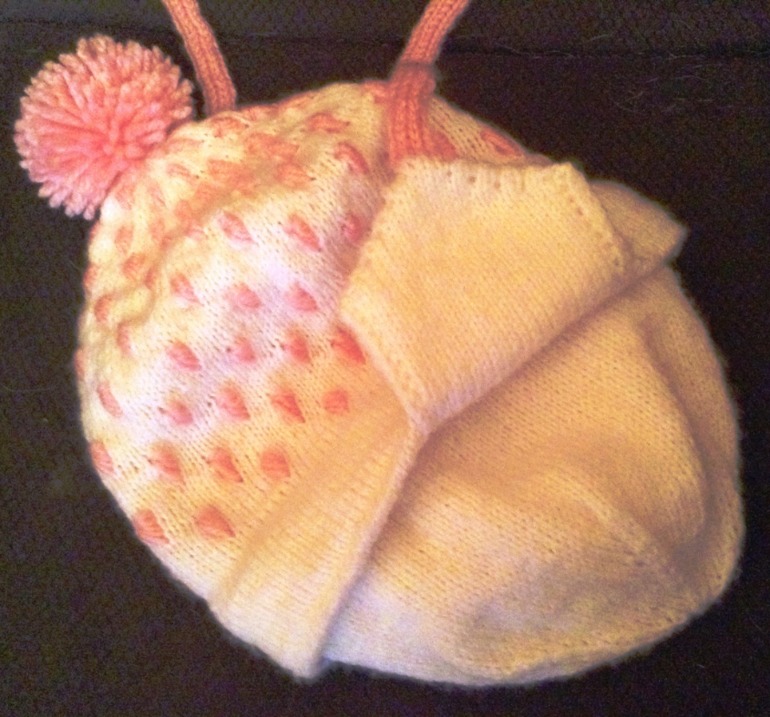 Розовый миндаль, розовые помпоны - поподробнее