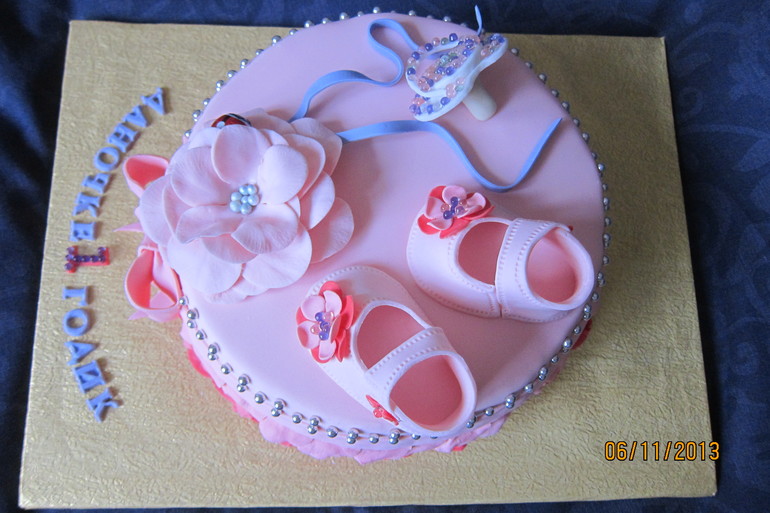 тортик на годик 2,7 кг