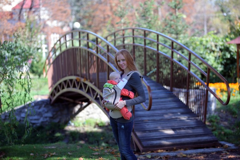 Эрго-рюкзак Love&Carry;