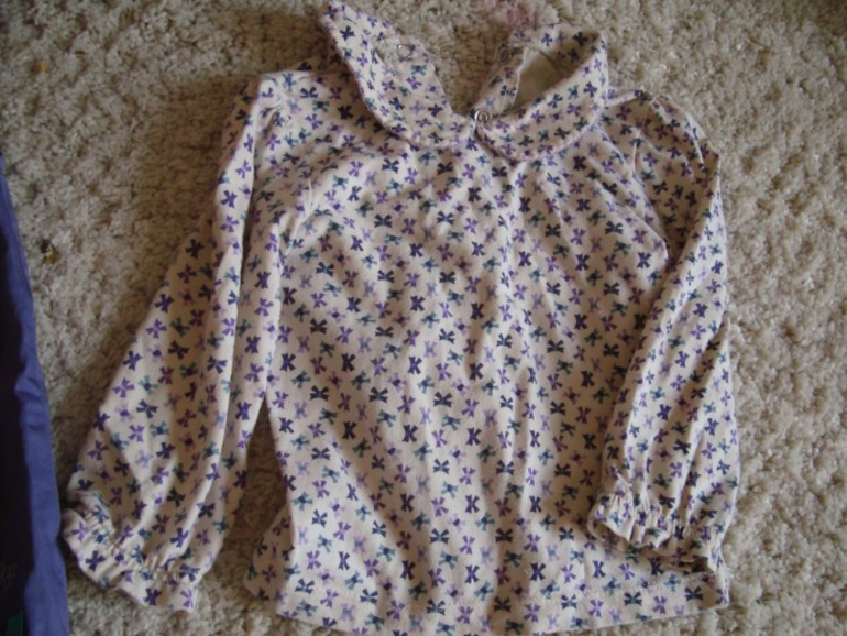 Продаю пакет платьев для девочки