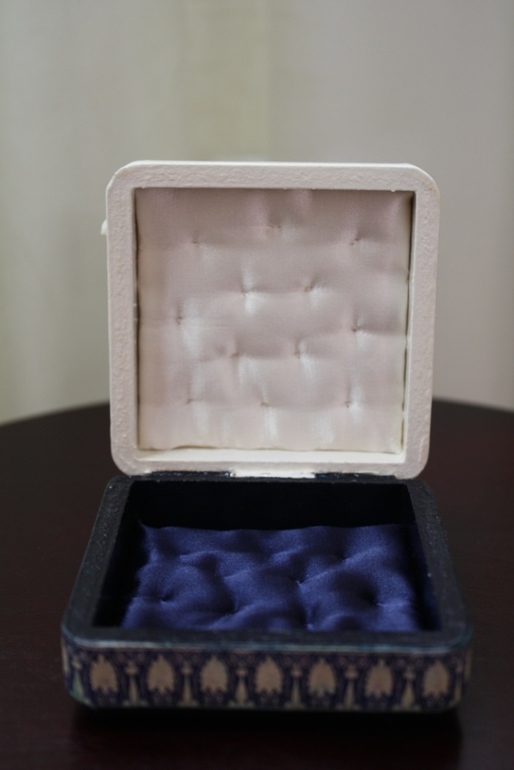 "Фарфор из ничего"