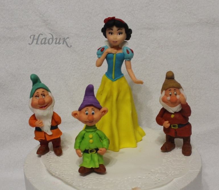 Белоснежка и 3 гнома