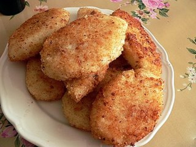 Рисово-рыбные котлеты