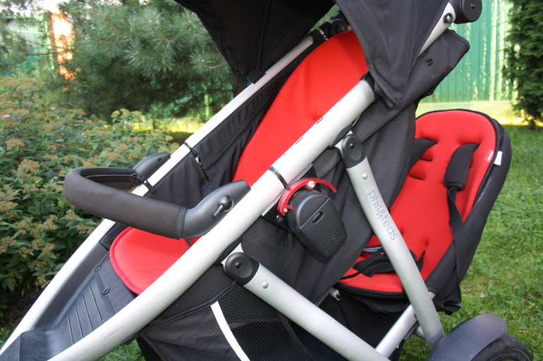 Продам Phil&teds; Vibe 2 ( дождевик в комплекте)за 15 тр.