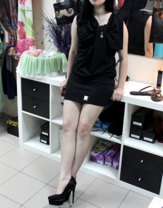 Платья , кофточки , джинсы и подарки !!!!! ))