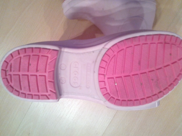 Резиновые сапожки на девочку Crocs