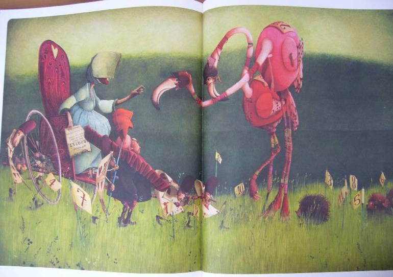 Приехала моя Алиса)