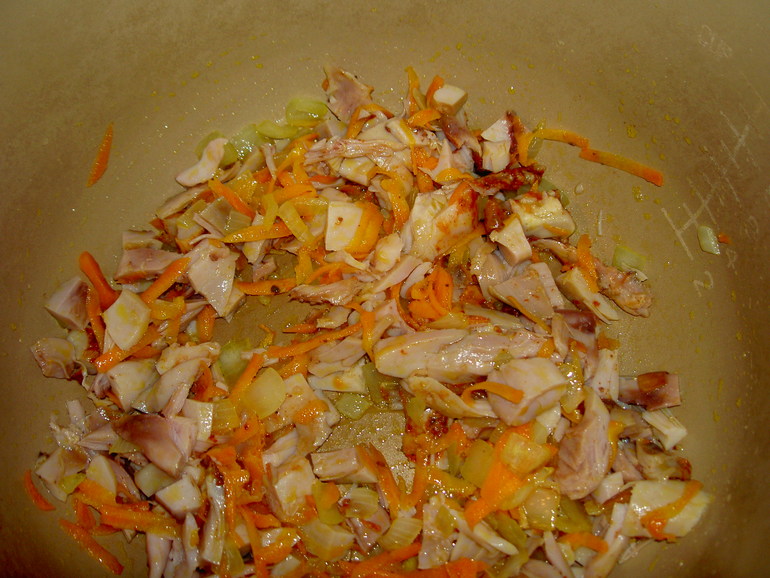 Суп гороховый с копченостями